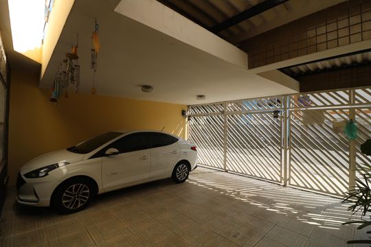 Garagem de casa à venda com 3 quartos, 190m² em Jardim Independência (são Paulo), São Paulo