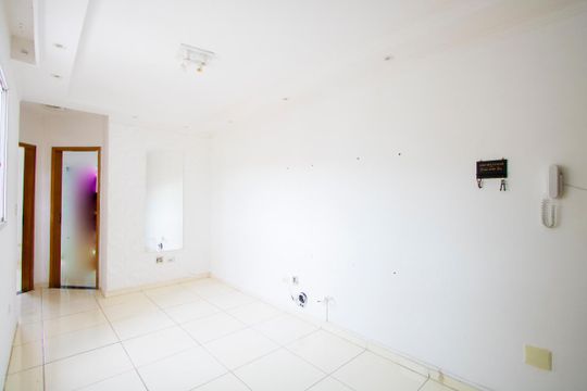 Sala de apartamento à venda com 2 quartos, 80m² em Jardim do Estádio, Santo André
