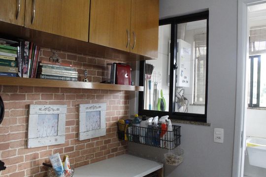 Quarto de Serviço de apartamento para alugar com 3 quartos, 174m² em Freguesia (jacarepaguá), Rio de Janeiro