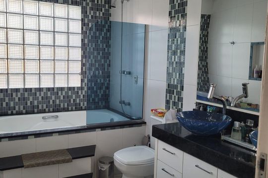 Casa de Condomínio para alugar com 3 quartos, 300m² em Sarandi, Porto Alegre