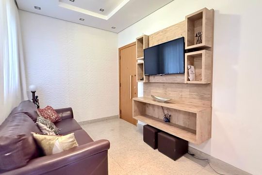 Apartamento à venda com 3 quartos, 64m² em Padre Eustáquio, Belo Horizonte