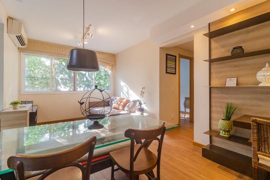 Apartamento para alugar com 2 quartos, 60m² em Teresópolis, Porto Alegre