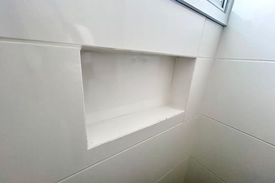 Banheiro de apartamento à venda com 2 quartos, 58m² em Picanço, Guarulhos