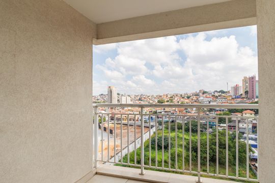 Sacada de apartamento para alugar com 1 quarto, 41m² em Umuarama, Osasco