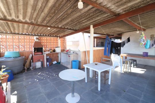 Churrasqueira de casa à venda com 5 quartos, 170m² em Santo Antônio, Osasco