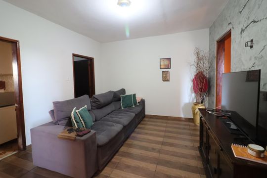 Casa à venda com 5 quartos, 170m² em Santo Antônio, Osasco