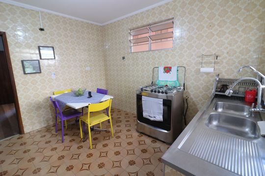 Cozinha de casa à venda com 5 quartos, 170m² em Santo Antônio, Osasco