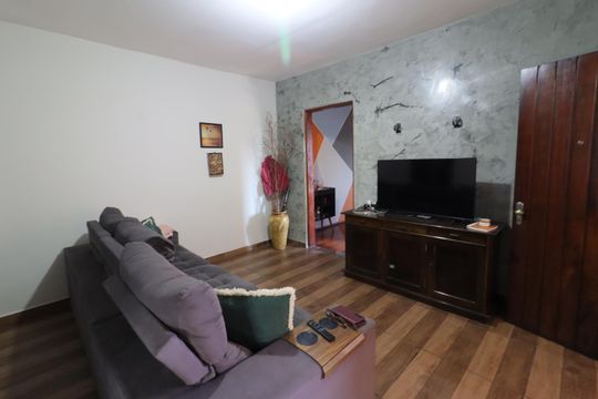 Sala 1 de casa à venda com 5 quartos, 170m² em Santo Antônio, Osasco