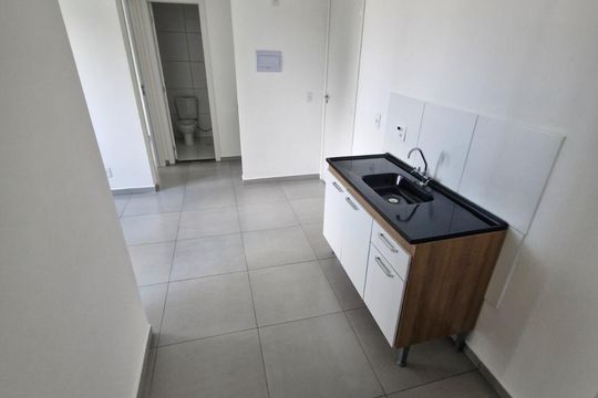 Cozinha de apartamento para alugar com 2 quartos, 35m² em Cidade São Mateus, São Paulo