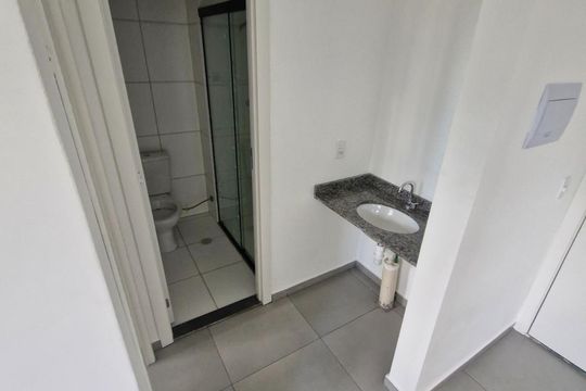 Banheiro de apartamento para alugar com 2 quartos, 35m² em Cidade São Mateus, São Paulo