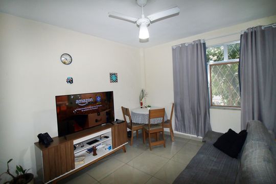 Sala de apartamento à venda com 2 quartos, 55m² em Vicente de Carvalho, Rio de Janeiro