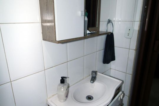 Banheiro de apartamento à venda com 2 quartos, 55m² em Vicente de Carvalho, Rio de Janeiro