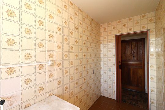 Cozinha de kitnet/studio à venda com 1 quarto, 34m² em Rubem Berta, Porto Alegre