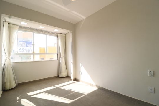 Quarto 2 - Suíte de apartamento para alugar com 2 quartos, 62m² em Santa Mônica, Uberlândia