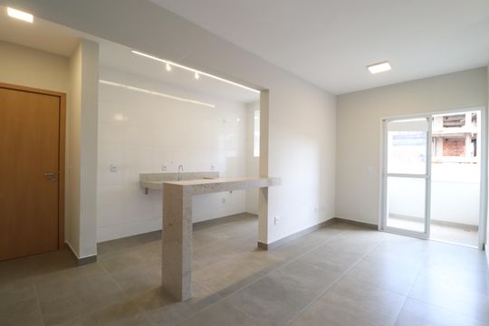 Apartamento para alugar com 2 quartos, 62m² em Santa Mônica, Uberlândia