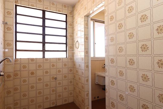 Cozinha de kitnet/studio para alugar com 1 quarto, 35m² em Rubem Berta, Porto Alegre
