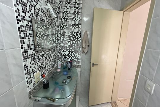 Banheiro da Suíte de apartamento à venda com 3 quartos, 110m² em Méier, Rio de Janeiro