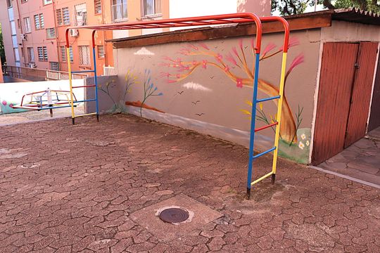 Área comum - Playground de apartamento para alugar com 2 quartos, 73m² em São Sebastião, Porto Alegre
