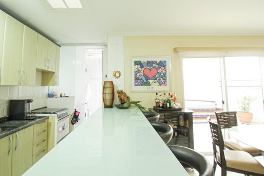 Cozinha de apartamento à venda com 2 quartos, 124m² em Vila Leopoldina, São Paulo