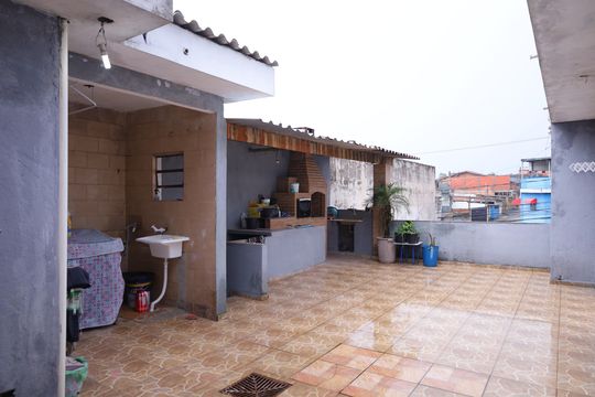 Quintal de casa para alugar com 2 quartos, 150m² em Jardim Camargo Novo, São Paulo