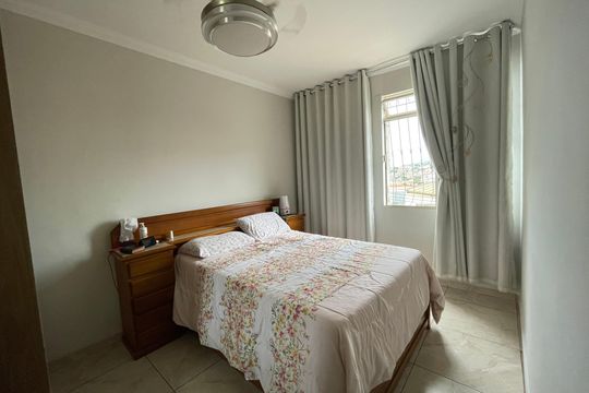 Apartamento à venda com 3 quartos, 121m² em Esplanada, Belo Horizonte
