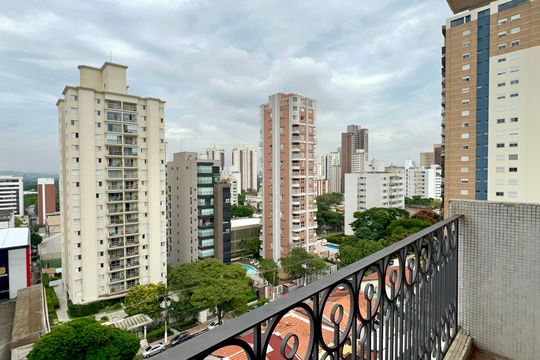 Varanda de apartamento à venda com 2 quartos, 111m² em Pinheiros, São Paulo