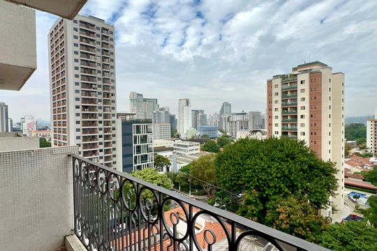 Varanda de apartamento à venda com 2 quartos, 111m² em Pinheiros, São Paulo