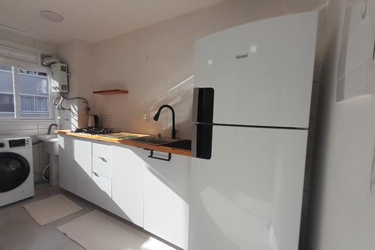 Cozinha de apartamento à venda com 2 quartos, 48m² em Estância Velha, Canoas