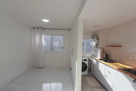 Sala de apartamento à venda com 2 quartos, 48m² em Estância Velha, Canoas