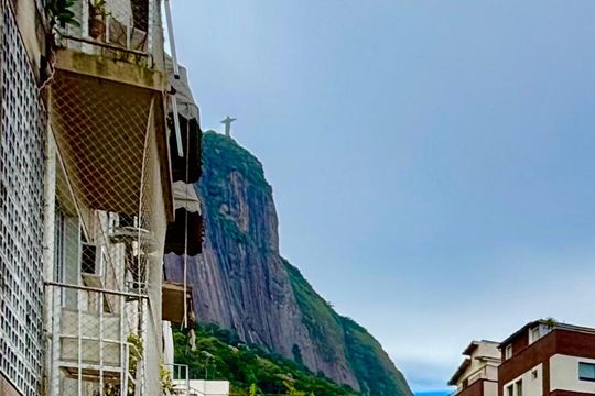 Sala - varanda - vista para o Cristo Redentor de apartamento à venda com 2 quartos, 70m² em Jardim Botânico, Rio de Janeiro