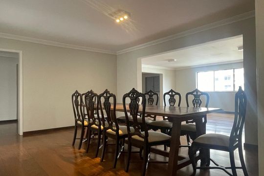 Sala de jantar de apartamento para alugar com 5 quartos, 238m² em Itaim Bibi, São Paulo