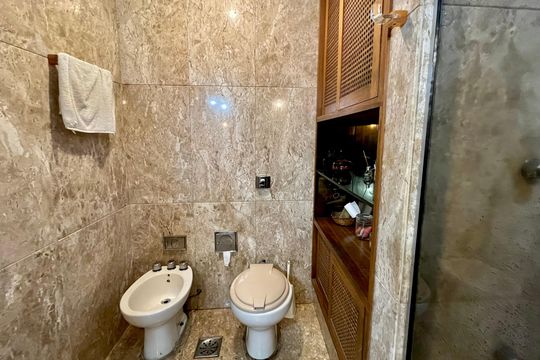 Banheiro social 1 de apartamento à venda com 3 quartos, 145m² em Copacabana, Rio de Janeiro