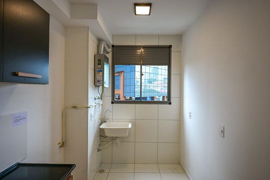 Área de Serviço  de apartamento para alugar com 2 quartos, 40m² em Vila Andrade, São Paulo