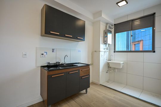 Cozinha de apartamento para alugar com 2 quartos, 40m² em Vila Andrade, São Paulo