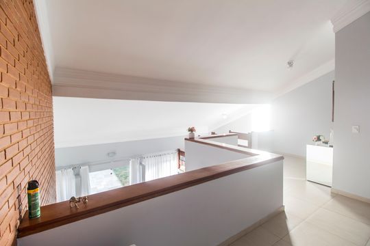 Sala de casa de condomínio para alugar com 4 quartos, 360m² em Jardim Paulista, Barueri