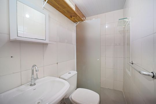 Banheiro de apartamento à venda com 2 quartos, 64m² em Parque Paineiras, São Paulo