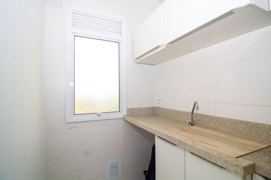 Área de serviço de apartamento para alugar com 3 quartos, 77m² em Marechal Rondon, Canoas