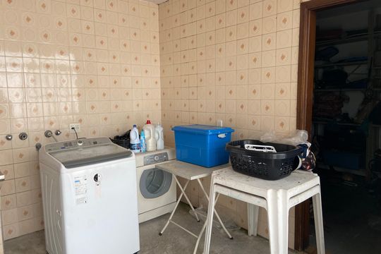Área de Serviço de casa à venda com 4 quartos, 320m² em Caxingui, São Paulo