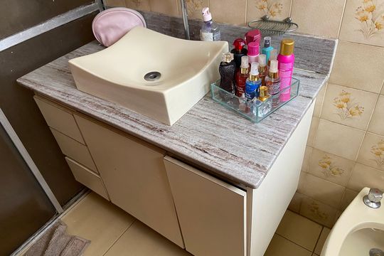 Quarto 2 - Banheiro de casa à venda com 4 quartos, 320m² em Caxingui, São Paulo