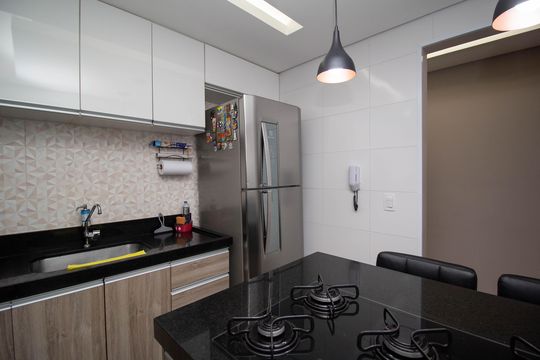 Cozinha de apartamento à venda com 1 quarto, 38m² em Jardim Iris, São Paulo