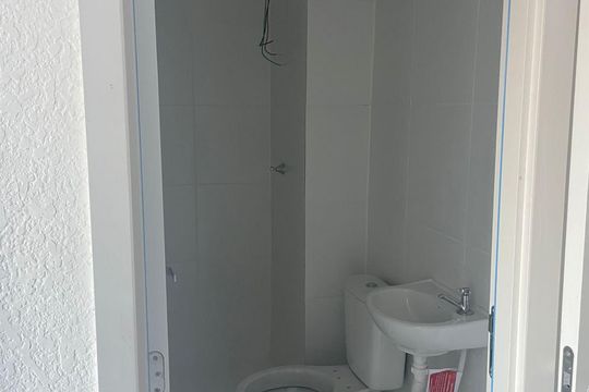 Banheiro de apartamento para alugar com 2 quartos, 31m² em Vila Pereira Cerca, São Paulo