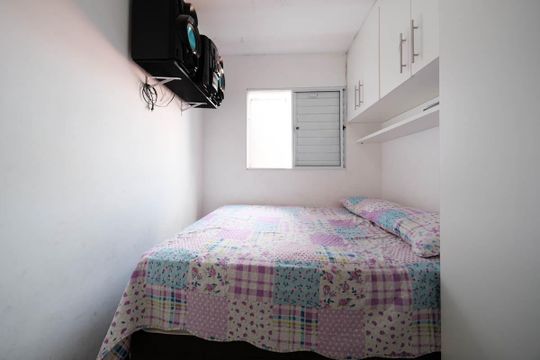 Quarto 1 de apartamento para alugar com 2 quartos, 38m² em Cidade Líder, São Paulo