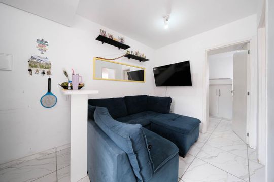 Sala/Cozinha de apartamento para alugar com 2 quartos, 38m² em Cidade Líder, São Paulo