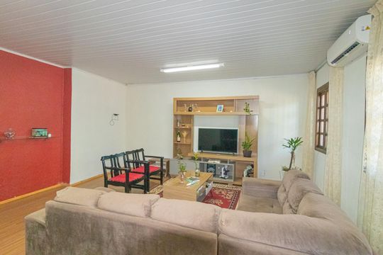 Sala de casa para alugar com 3 quartos, 100m² em Harmonia, Canoas