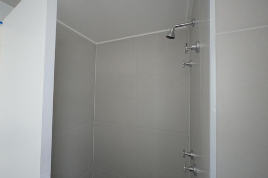 Banheiro de kitnet/studio à venda com 1 quarto, 24m² em Paraíso, São Paulo