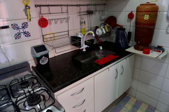 Cozinha de apartamento à venda com 3 quartos, 85m² em Grajaú, Belo Horizonte