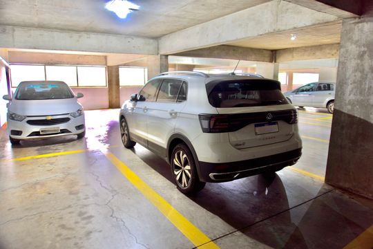 Vagas de Garagem de apartamento à venda com 3 quartos, 85m² em Grajaú, Belo Horizonte