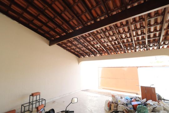 Varanda da Sala de casa para alugar com 3 quartos, 260m² em Santa Mônica, Uberlândia
