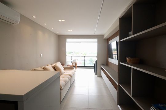 Sala de apartamento para alugar com 1 quarto, 56m² em Stella Maris, Salvador