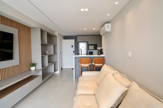 Sala de apartamento para alugar com 1 quarto, 56m² em Stella Maris, Salvador